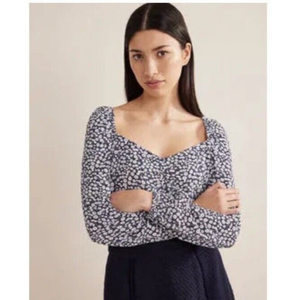 Boden Blouse Size US 6 / UK 10 Navy Blue Ditzy Daisy Print Cottage Core Romantic